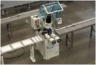 Услуги по резке прецизионных валов и направляющих рельсов