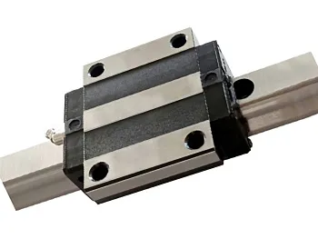 Линейная фланцевая шариковая каретка BALLROLL HGW15CC